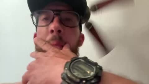 martindalien online show from August 6, 9:57 pm