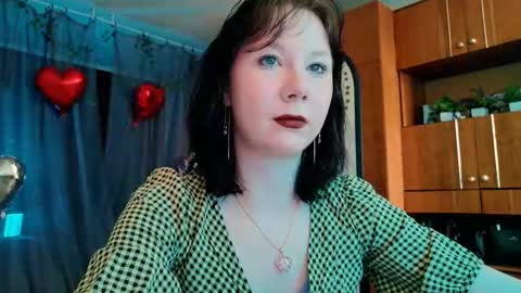 Nancy online show from March 26, 2:44 pm