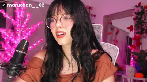 INSTAGRAM Maruchan  02 online show from October 19, 3:44 am