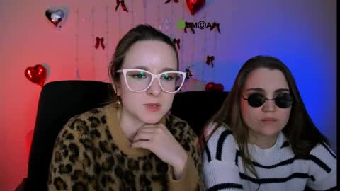 mary_is_cool online show from April 2, 11:28 am