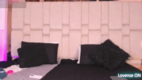 Snapshot of mary_kisss chatting on October 14, 9:29 pm online show from October 14, 9:29 pm