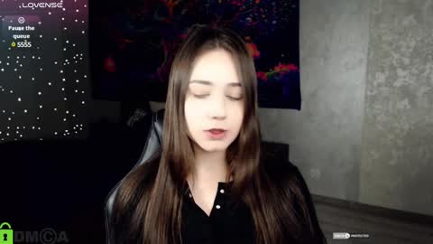 Mary online show from February 12, 5:26 pm