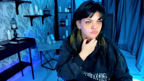 Mary online show from September 16, 11:30 pm