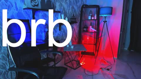 Mary online show from November 4, 2:24 am