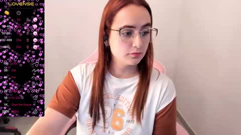 Snapshot of maryluna95 chatting on February 11, 5:47 am Dulce Maria online show from February 11, 5:47 am