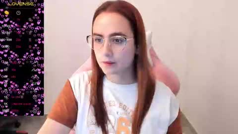 Snapshot of maryluna95 chatting on February 10, 11:45 pm Dulce Maria online show from February 10, 11:45 pm