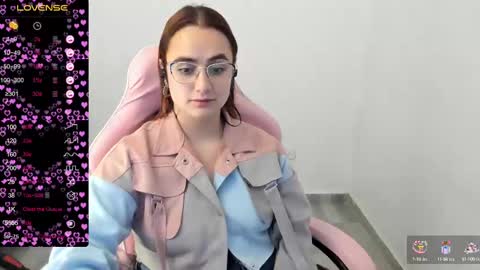 Snapshot of maryluna95 chatting on February 17, 11:11 pm Dulce Maria online show from February 17, 11:11 pm