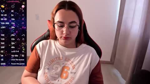 Snapshot of maryluna95 chatting on October 16, 9:24 pm Dulce Maria online show from October 16, 9:24 pm