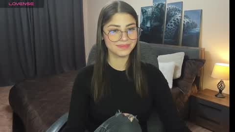 Mary online show from December 22, 4:17 pm