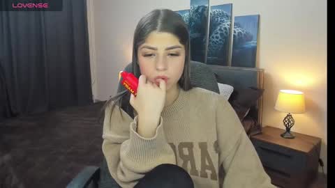 Mary online show from December 23, 7:52 pm