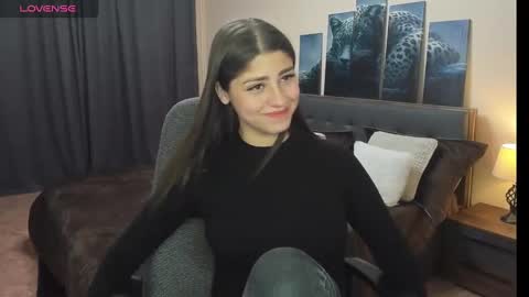 Mary online show from December 22, 7:31 pm