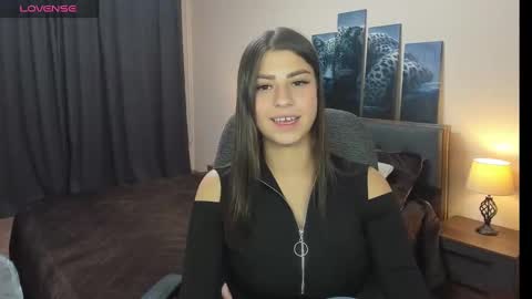 Mary online show from December 19, 6:01 pm