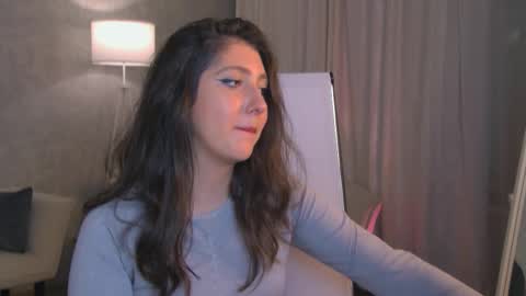 Snapshot of marymillerr chatting on September 14, 12:39 pm Mary Miller online show from September 14, 12:39 pm
