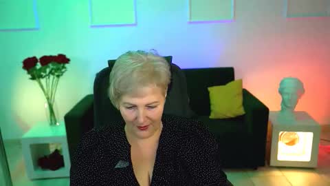 Snapshot of marymogan chatting on October 16, 5:51 am marymogan online show from October 16, 5:51 am