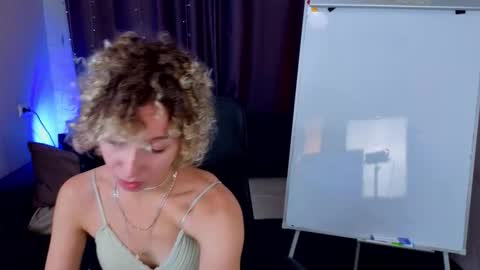 Mary online show from October 21, 5:45 am