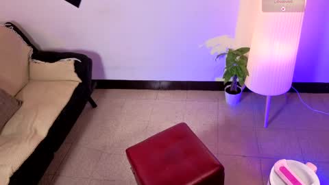 maryybellax online show from April 1, 10:50 pm