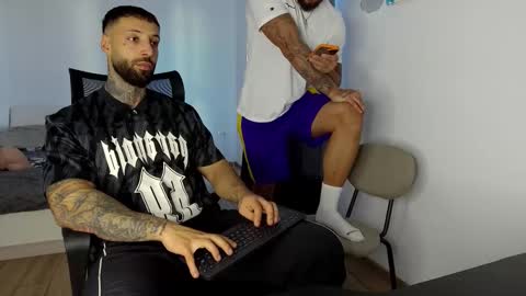 masculineguy69 online show from November 14, 12:18 pm