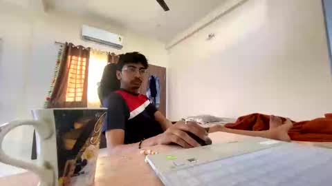 Mask Boy online show from March 9, 2:39 am