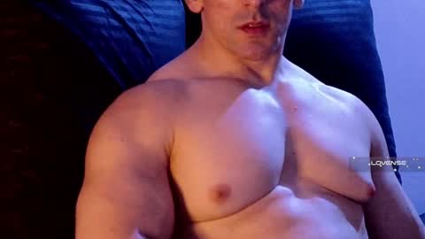 masked_bodybuilder online show from February 7, 9:58 pm