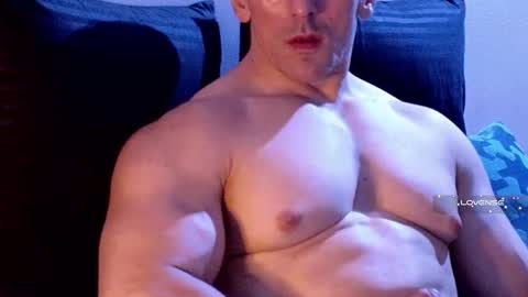 masked_bodybuilder online show from February 18, 12:15 am