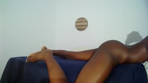 masked_shy_girl online show from September 30, 11:04 pm