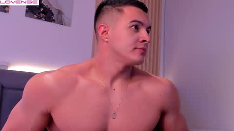 Mason Bennet online show from December 2, 12:42 am