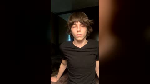 masonsilver_ online show from February 18, 1:22 pm