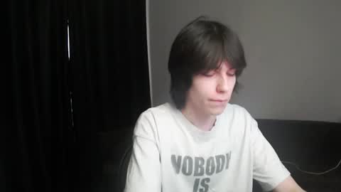 masonsilver_ online show from April 19, 8:48 am