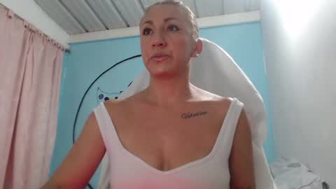 massiel ferreti online show from January 12, 11:34 pm