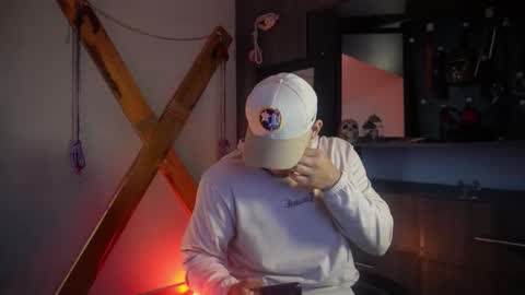 massimo_vidal online show from September 19, 1:04 pm