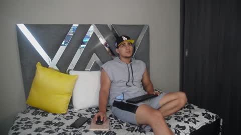 massimo_vidal online show from September 23, 12:10 pm