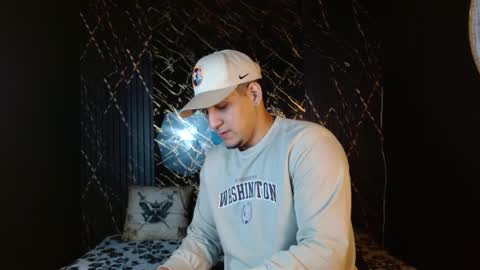 massimo_vidal online show from February 6, 12:52 pm