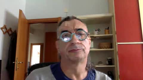 massimoxsempre online show from May 9, 10:10 am