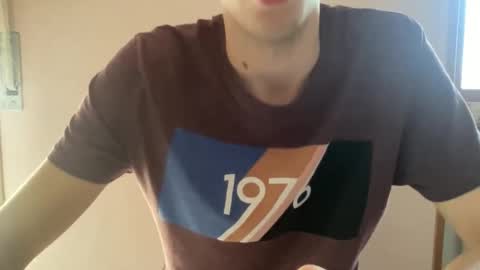 massiverob99 online show from May 9, 1:06 pm