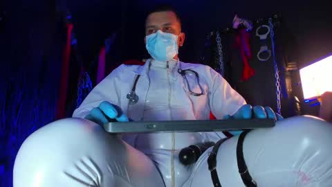 Master connor online show from April 24, 11:51 pm