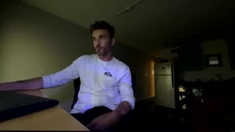 Snapshot of master_louie chatting on November 1, 6:07 pm muskyjockdick online show from November 1, 6:07 pm