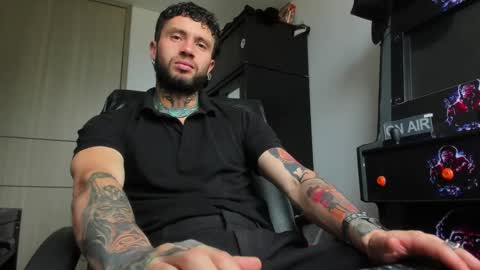 steven  online show from March 8, 10:45 pm