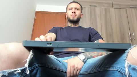 steven  online show from September 26, 4:26 pm