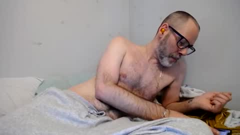 Master Anthony online show from April 4, 8:38 pm