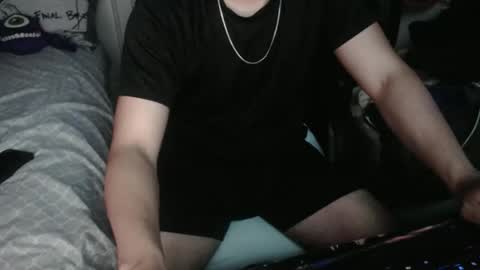 mastergoku945657 online show from May 9, 10:10 am