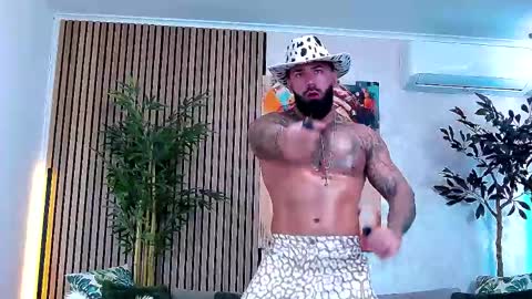 masterkingofmuscle online show from June 8, 9:10 am