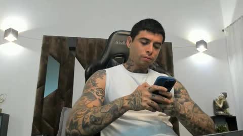 mateo_dilucajs1 online show from December 2, 10:02 am