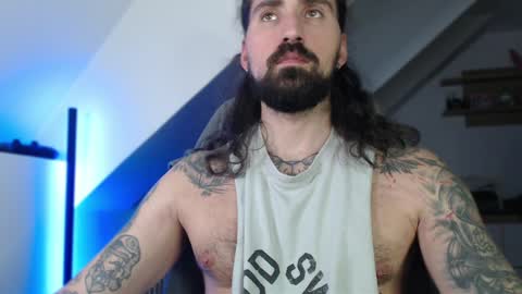 mateohalifa online show from December 3, 6:00 pm