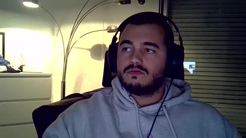 Mathou online show from December 5, 6:39 pm