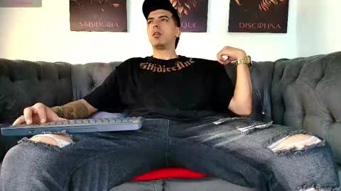  MATIAS COSTA  online show from February 1, 10:51 pm