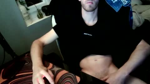 matt1q237916 online show from July 1, 1:58 am