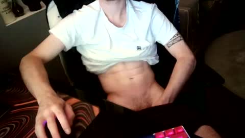 matt1q237916 online show from July 6, 1:46 am