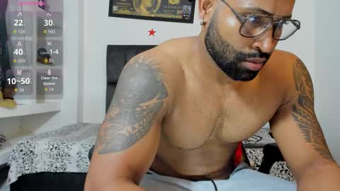 matt rodriguez92 online show from November 20, 7:33 pm