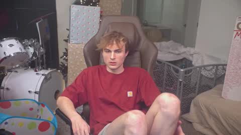 Matt Cash online show from December 15, 2:07 am