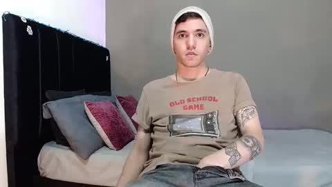 ---Matteo--- online show from January 12, 3:46 am